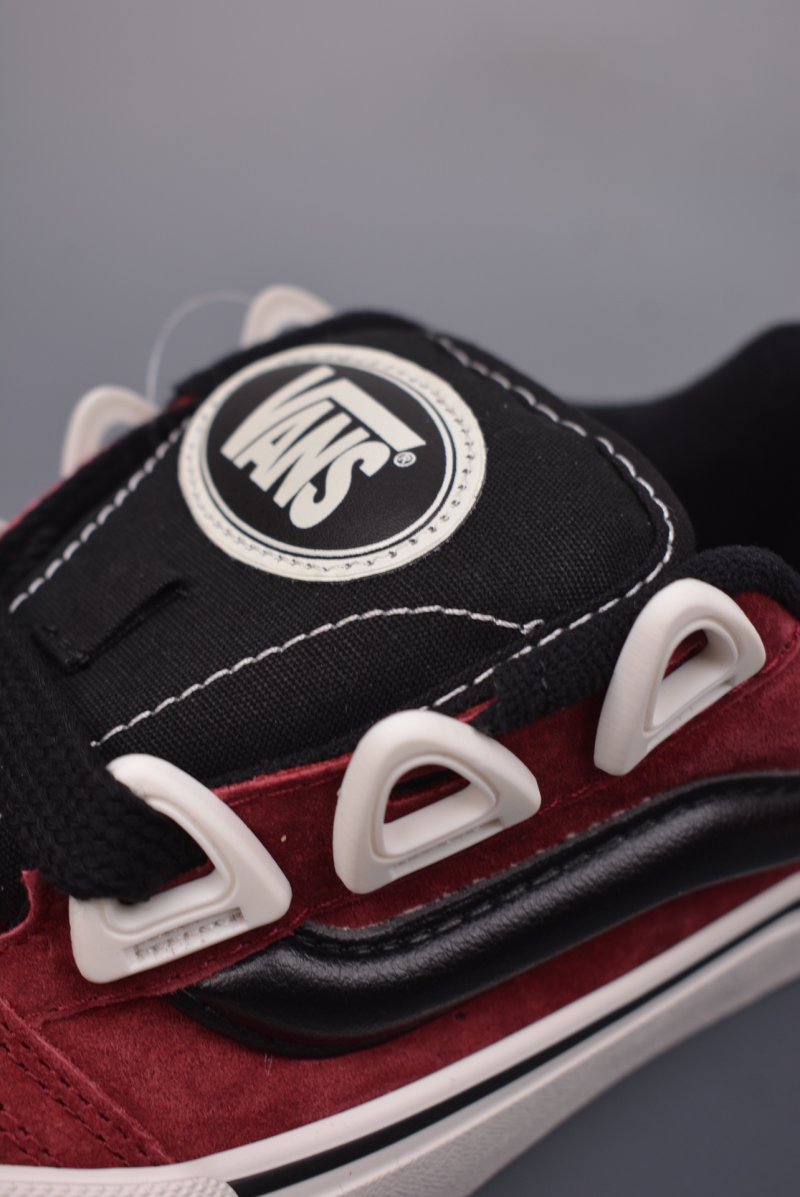 Vans Knu Skool DR view