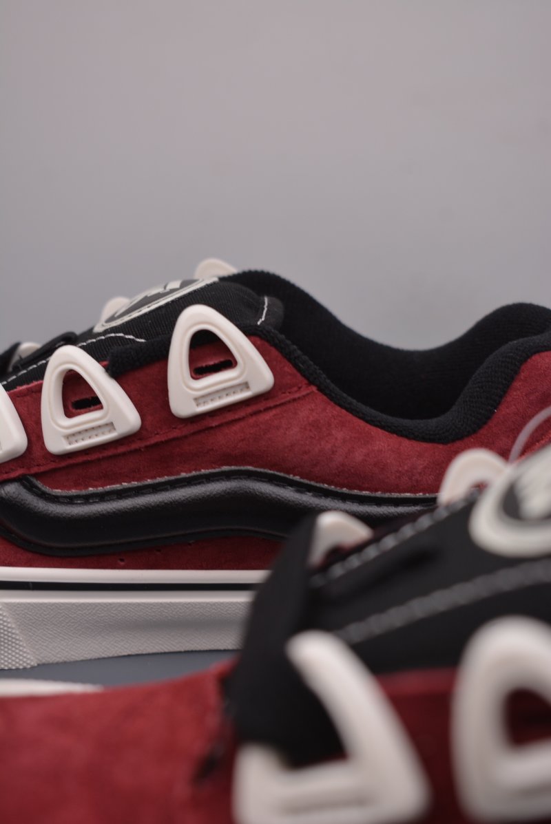 Vans Knu Skool DR view