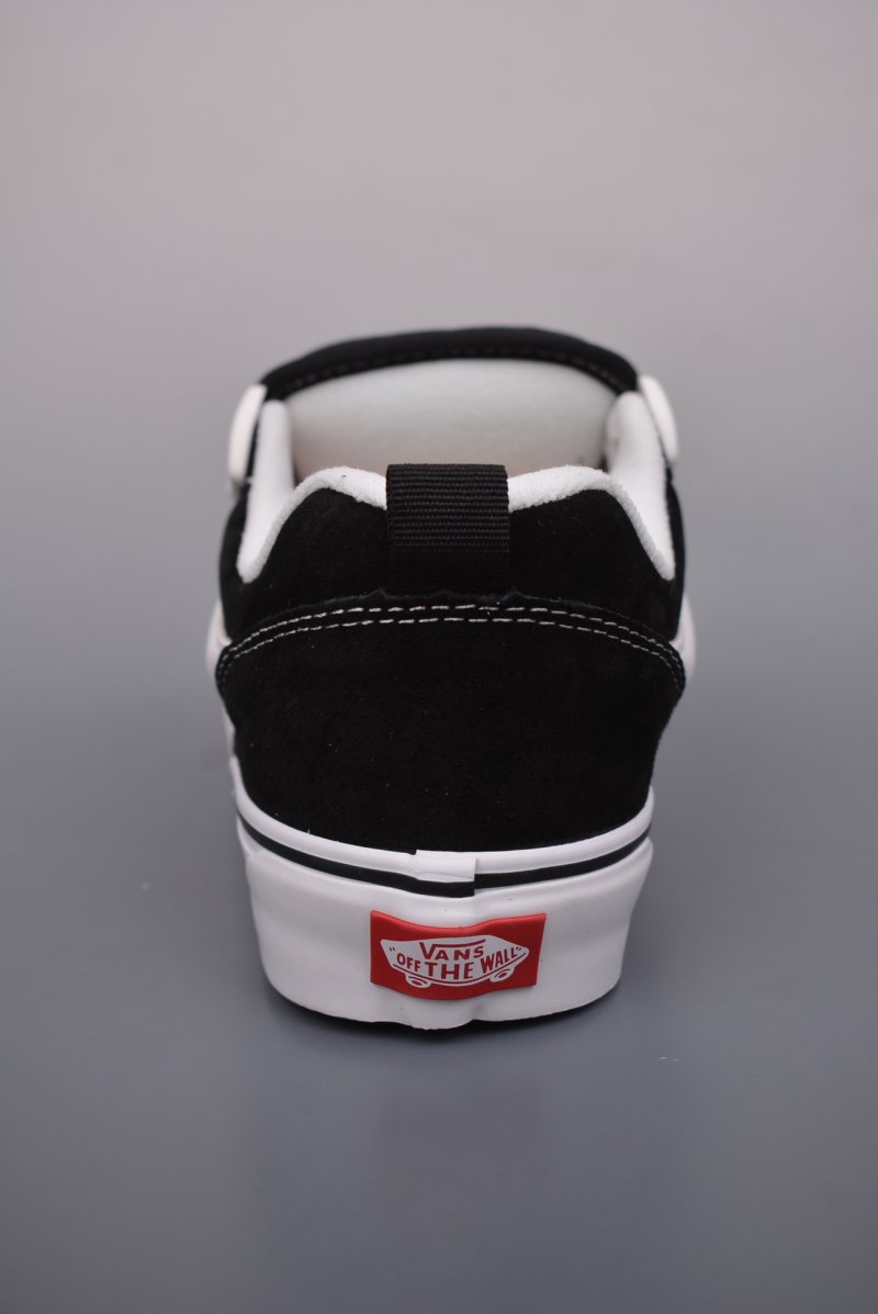 Vans Knu Skool DR 'Black / White' view