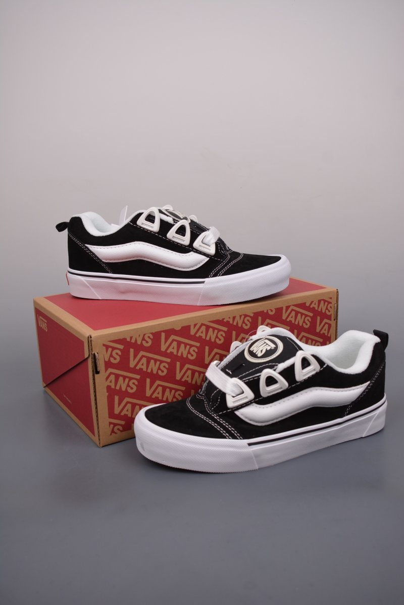 Vans Knu Skool DR 'Black / White' view