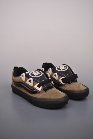 Vans Knu Skool DR 'Brown' view 1