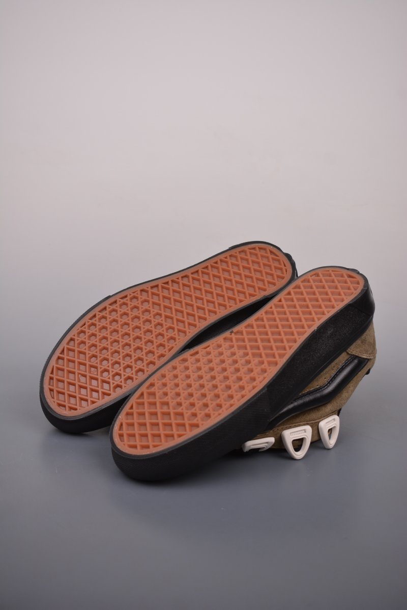 Vans Knu Skool DR 'Brown' view