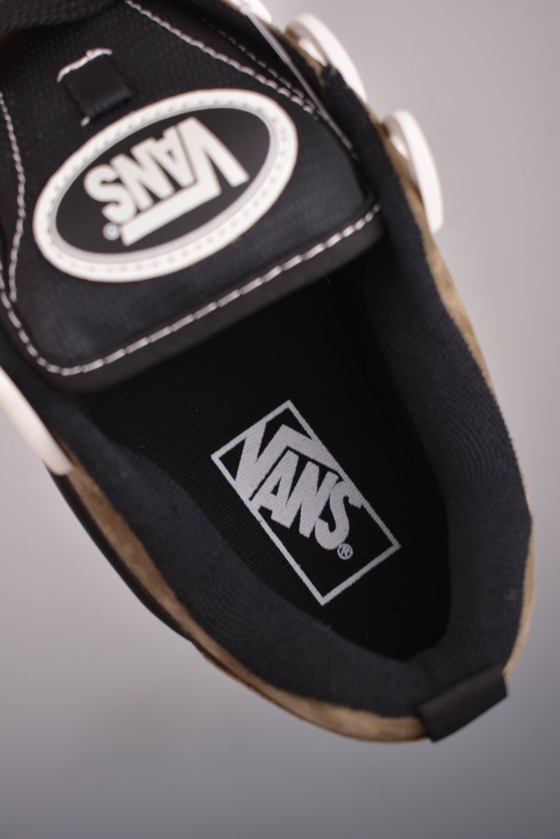 Vans Knu Skool DR 'Brown' view
