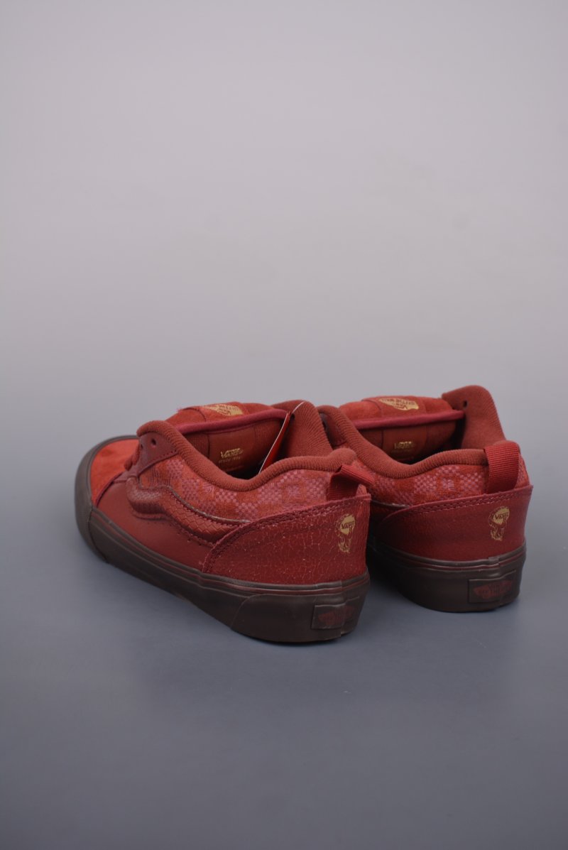 Vans Knu Skool Logo 'Dragon Year Red' view