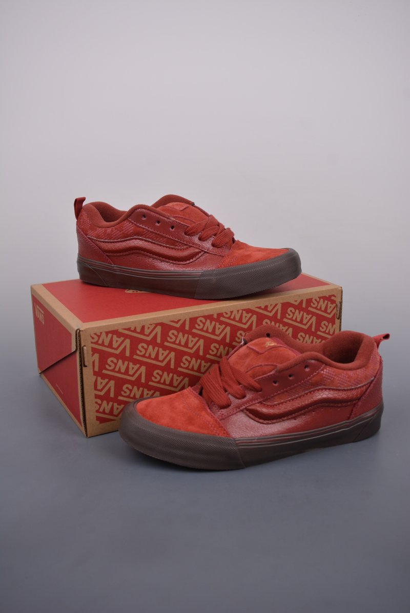 Vans Knu Skool Logo 'Dragon Year Red' view