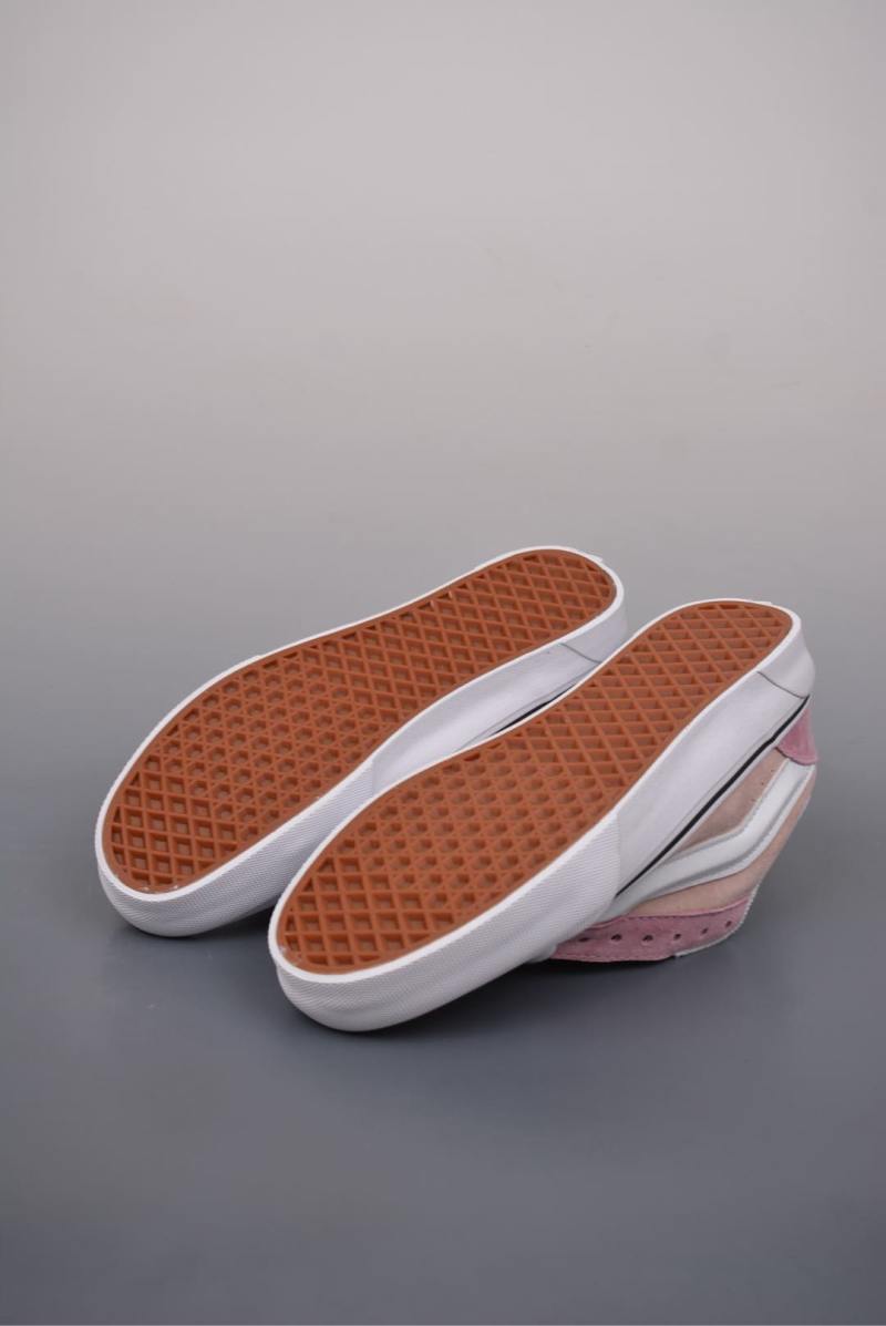 Vans Knu Skool Logo 'Pink' view