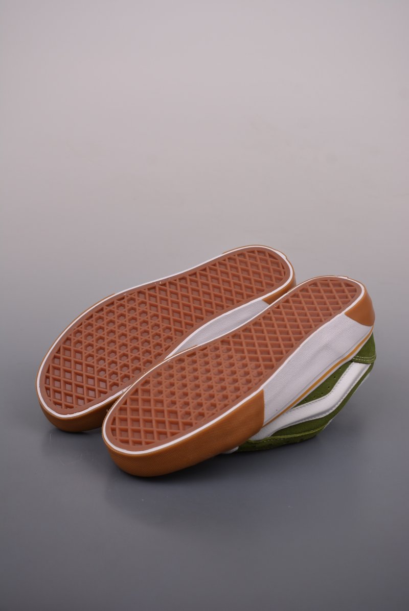 Vans Knu Skool Logo 'Brown / Green' view