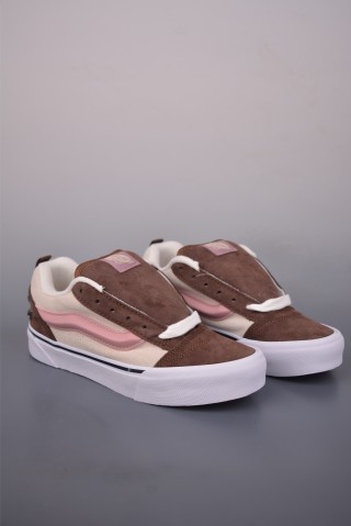 Vans Knu Skool Logo Studded view 1