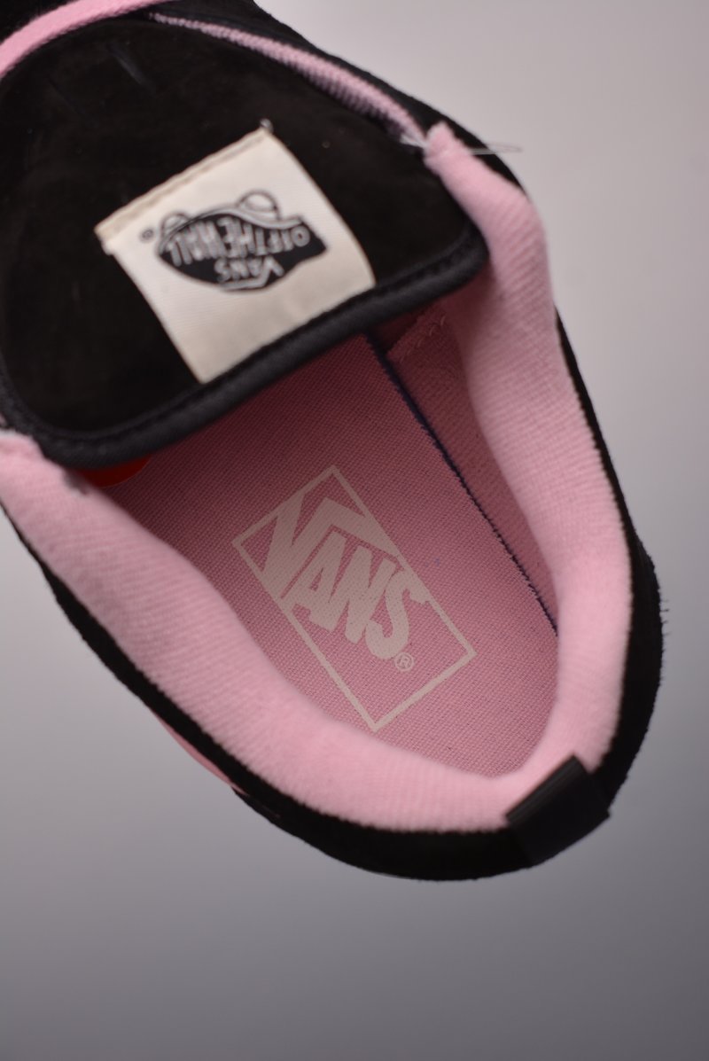 Vans Knu-Skool Logo 'Black / Pink' view
