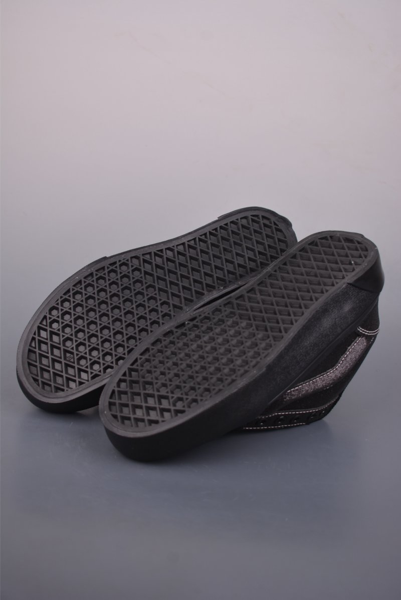 Vans Knu Skool Logo Suede 'Black' view