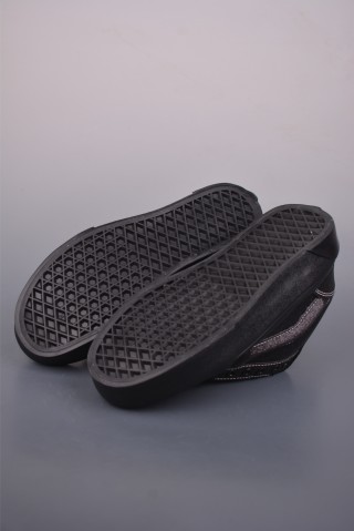 Vans Knu Skool Logo Suede 'Black' view 3