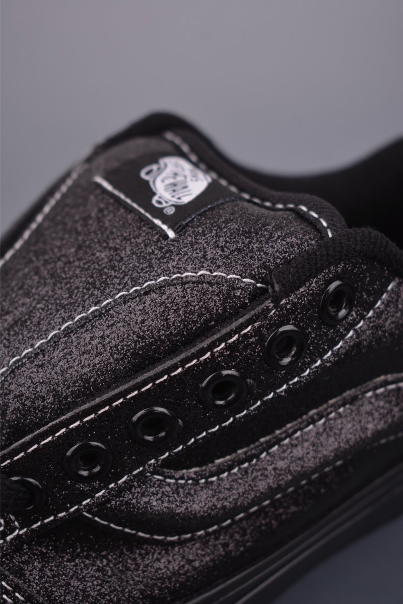 Vans Knu Skool Logo Suede 'Black' view