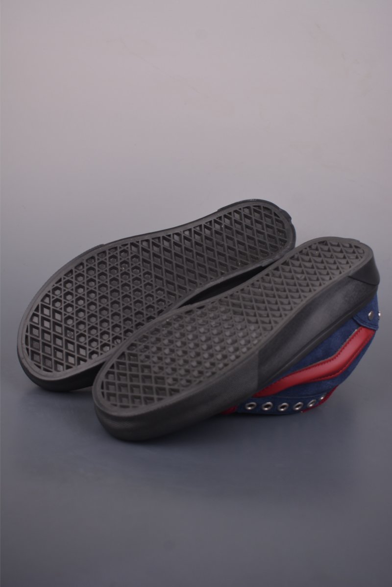Vans Knu Skool Logo Studded 'Blue / Red' view