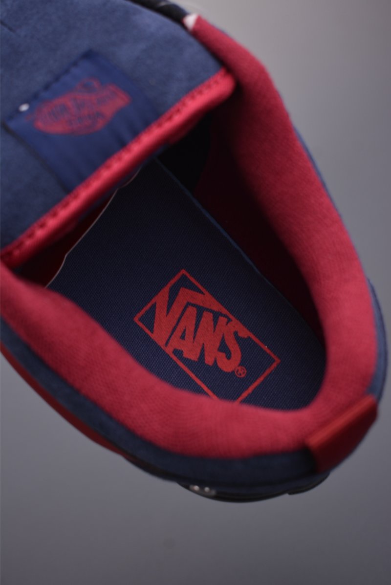 Vans Knu Skool Logo Studded 'Blue / Red' view