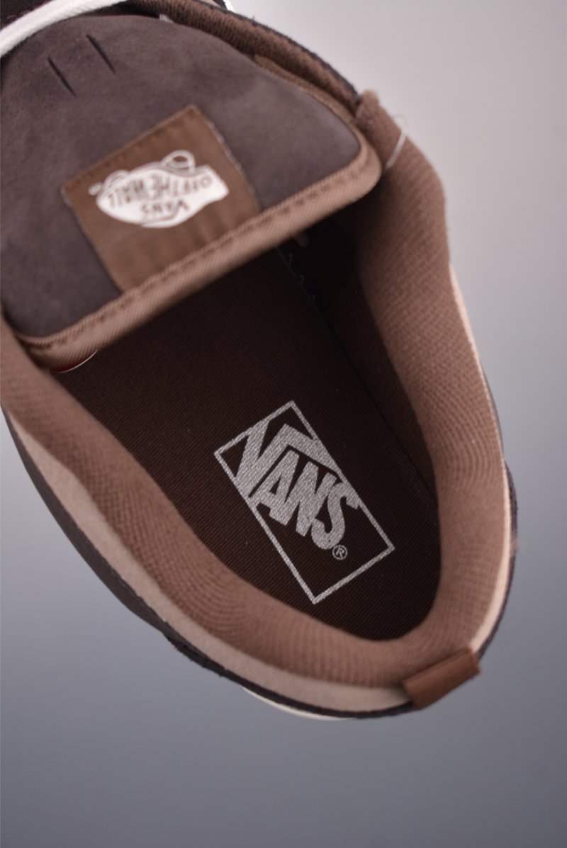 Vans Knu Skool Logo view
