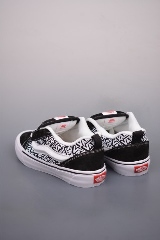 Vans Knu Skool Logo Graffiti 'Black / White' view 11