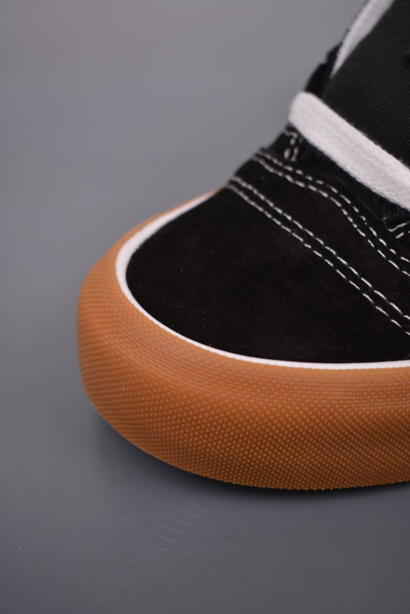 Vans Knu Skool Logo 'Black / Brown' view