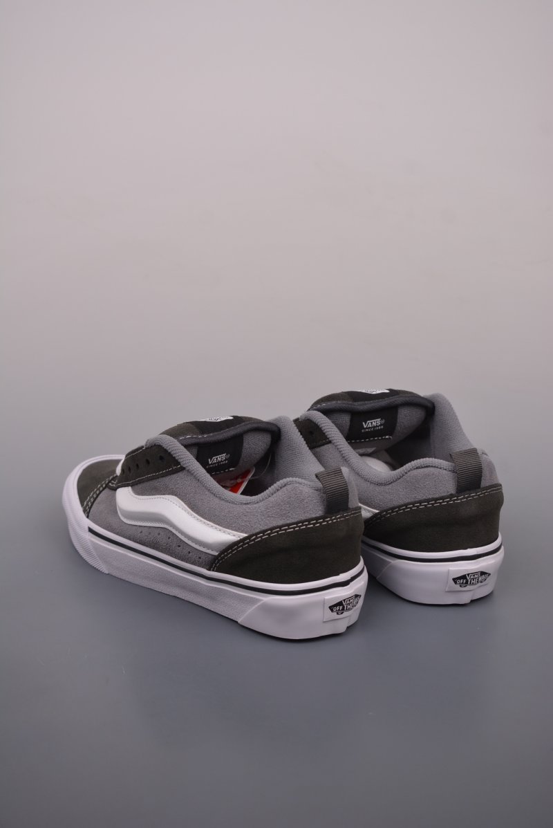 Vans Knu-Skool Logo 'Grey' view