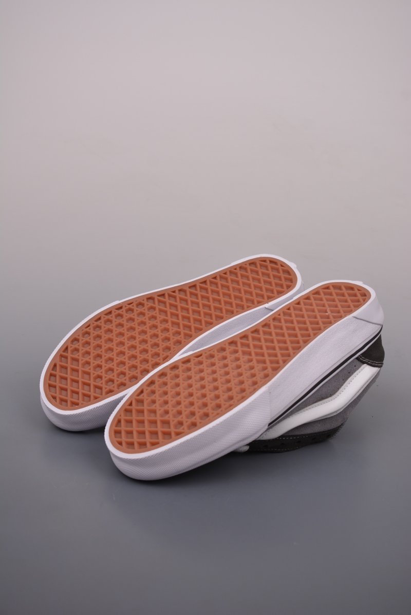 Vans Knu-Skool Logo 'Grey' view