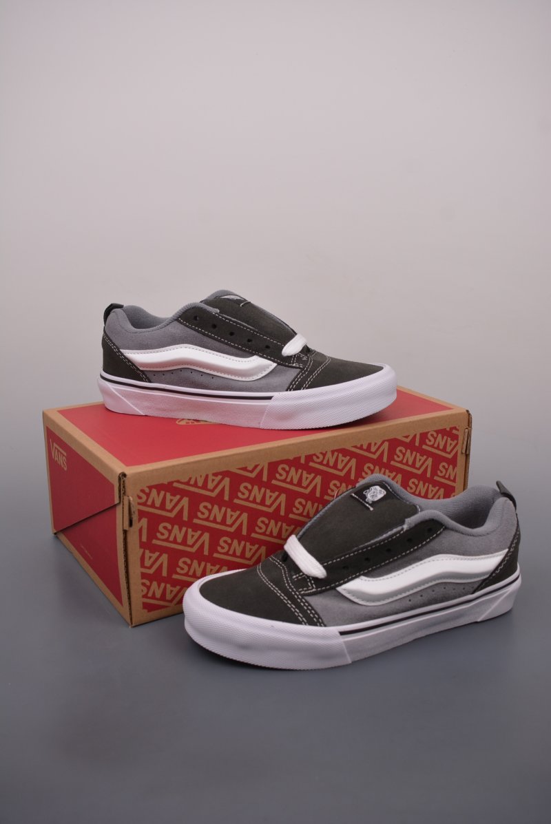 Vans Knu-Skool Logo 'Grey' view