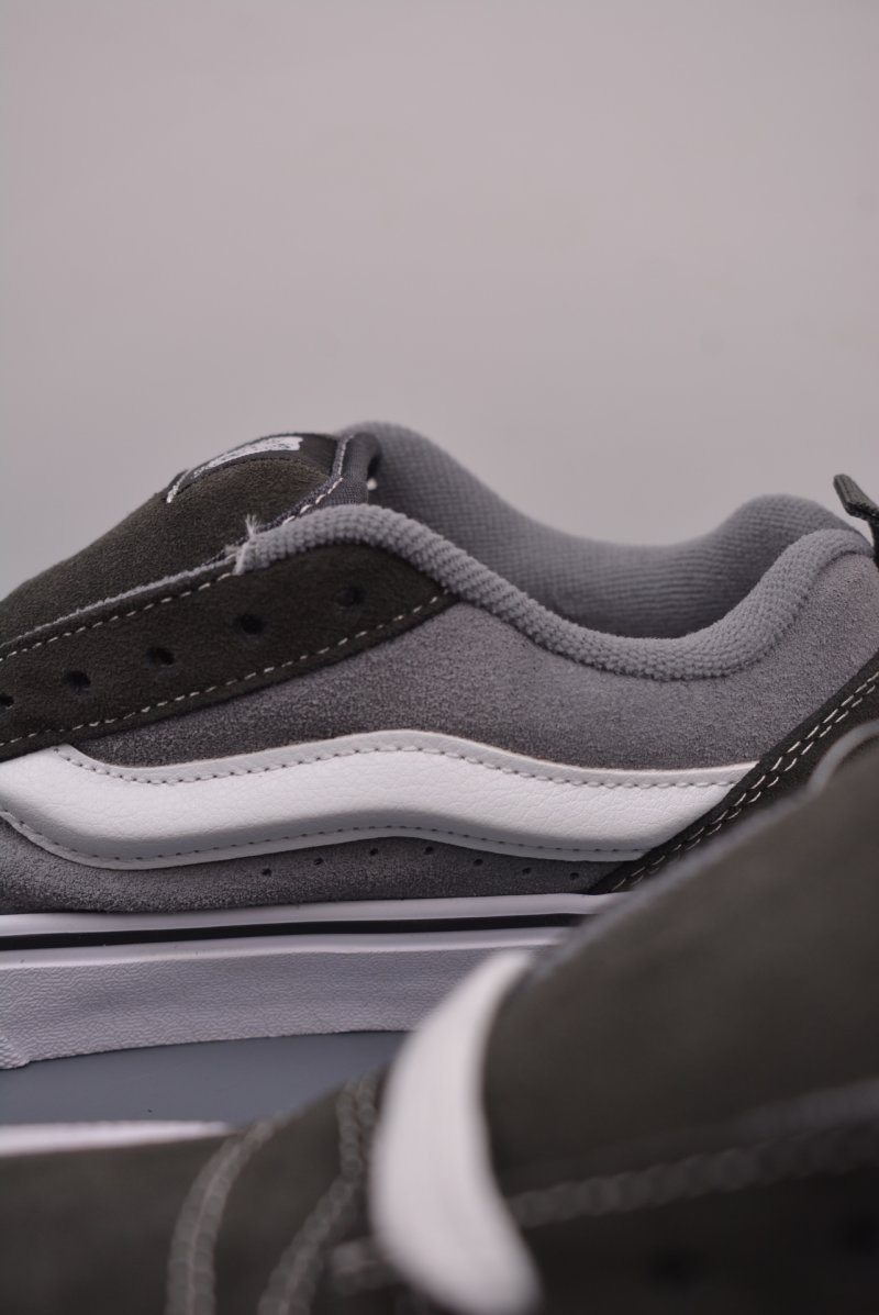 Vans Knu-Skool Logo 'Grey' view