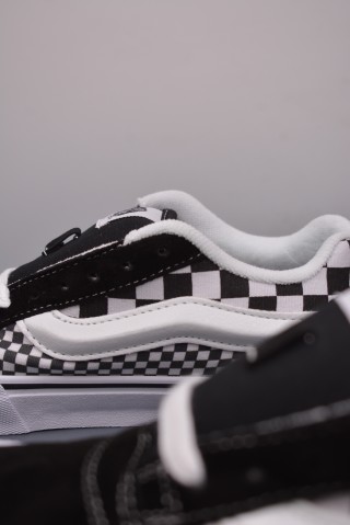 Vans Knu Skool Logo Checkerboard 'Black / White' view 8