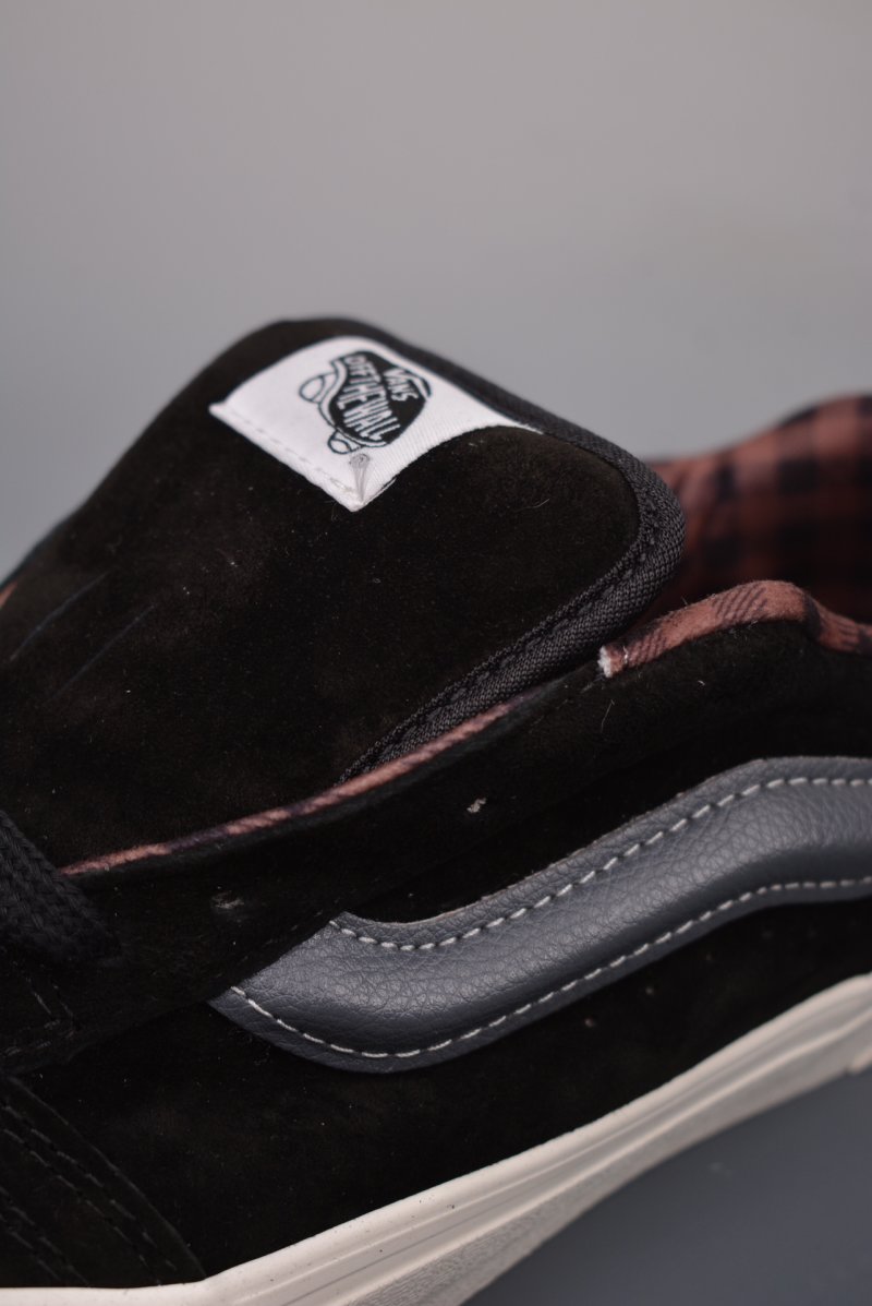 Vans Knu Skool Logo 'Black' view