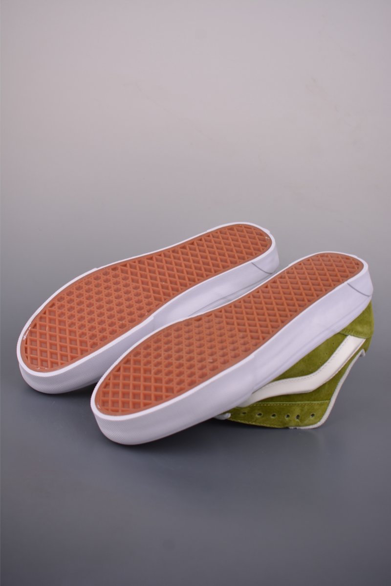 Vans Knu Skool Logo 'Avocado Green' view