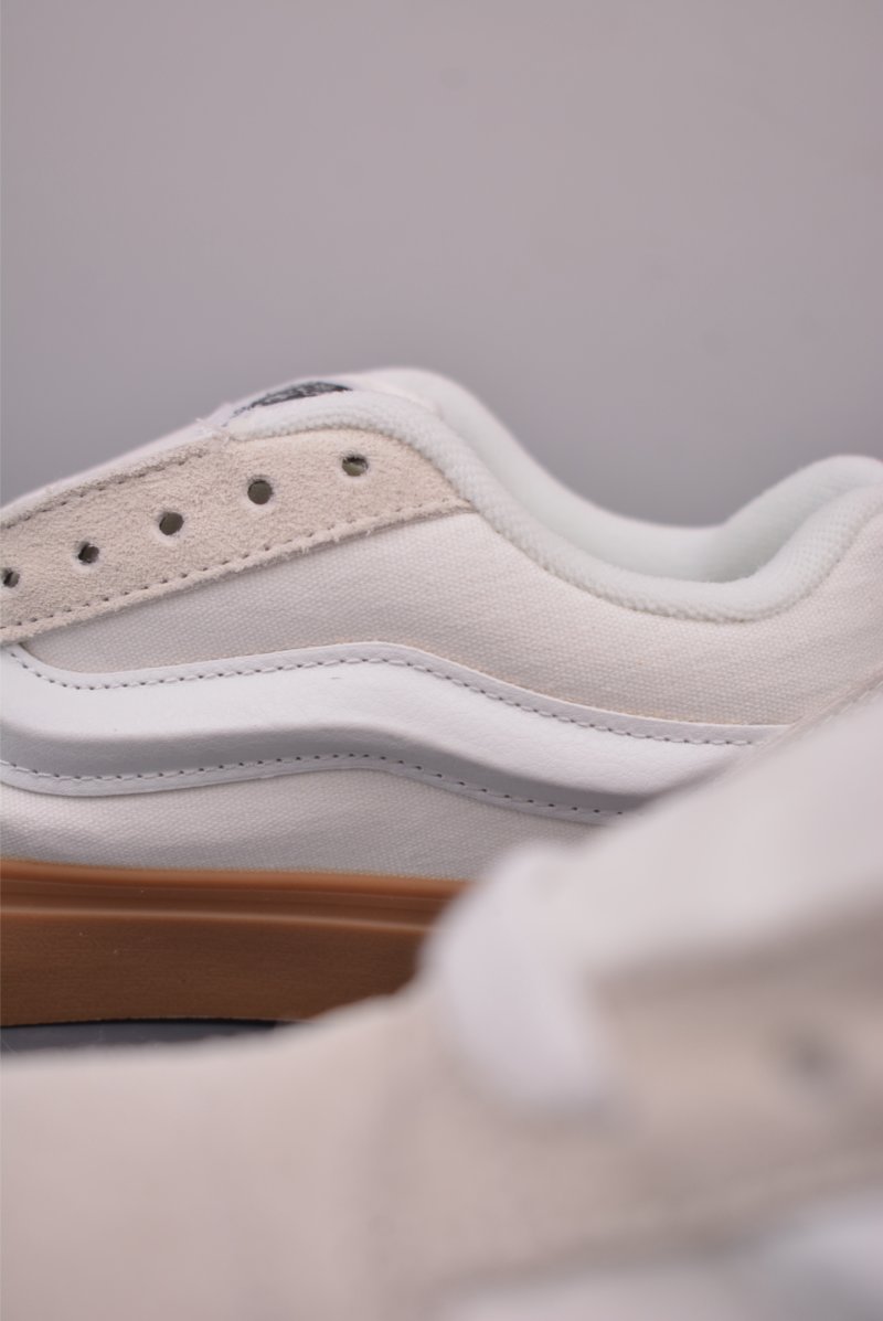 Vans Knu Skool Logo 'Cream / Brown' view