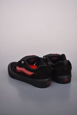 Vans Knu Skool Logo view 2