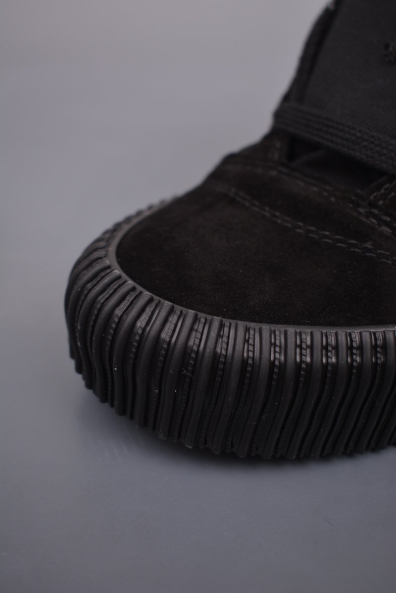 Vans Knu Skool Logo view