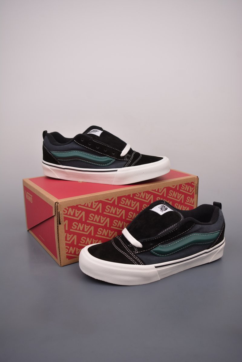 Vans Knu Skool Logo 'Carbon / Black / Grey / Green' view