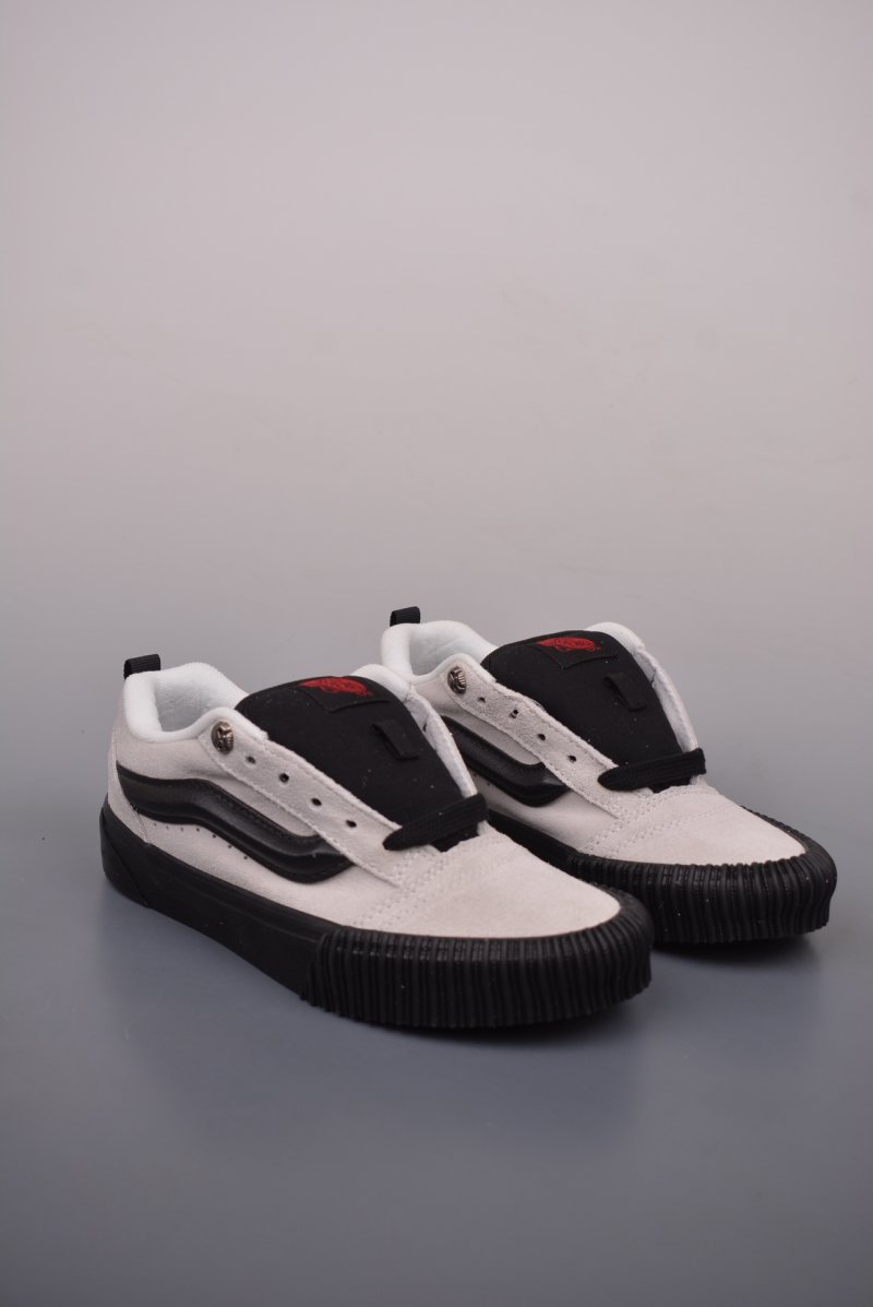 Vans Knu Skool Logo Halloween 'Black / White'