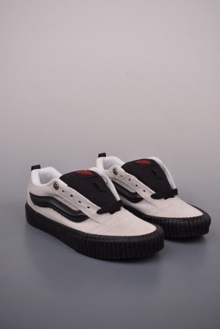 Vans Knu Skool Logo Halloween 'Black / White' view 1