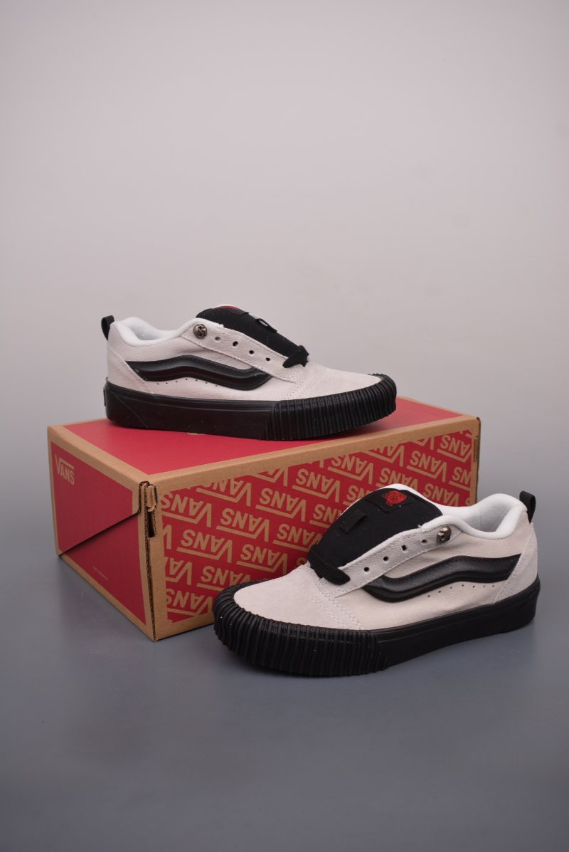Vans Knu Skool Logo Halloween 'Black / White' view