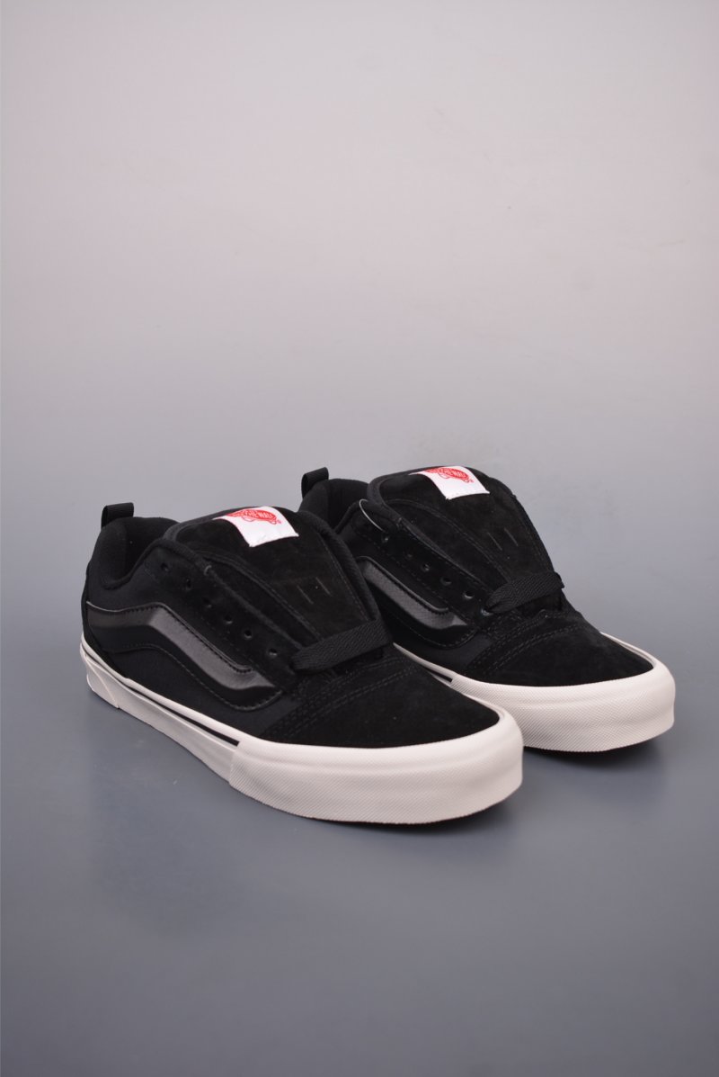 Vans Knu Skool