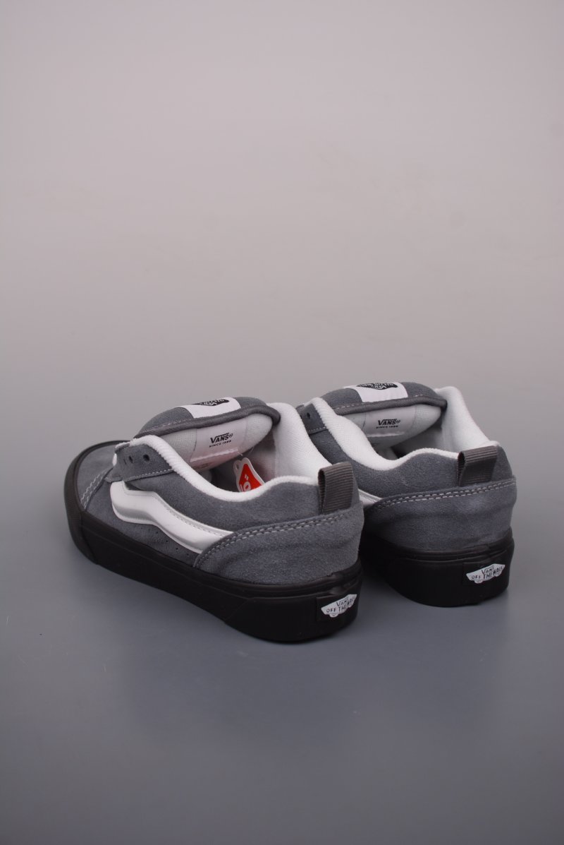 Vans Knu Skool 'Black / Grey' view