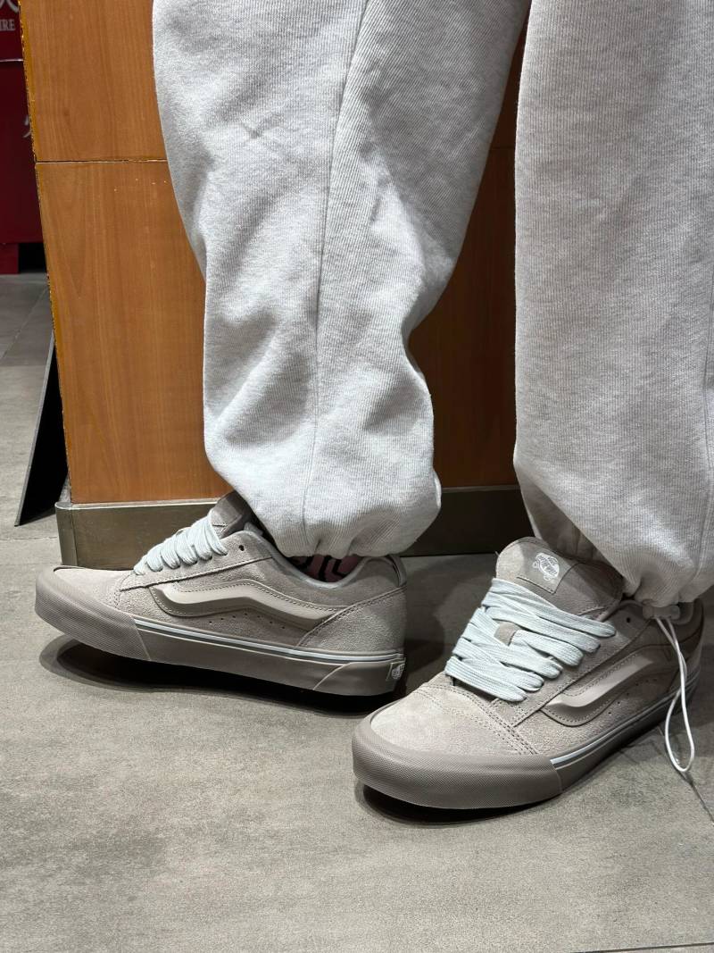Vans Knu-Skool VR3 LX view