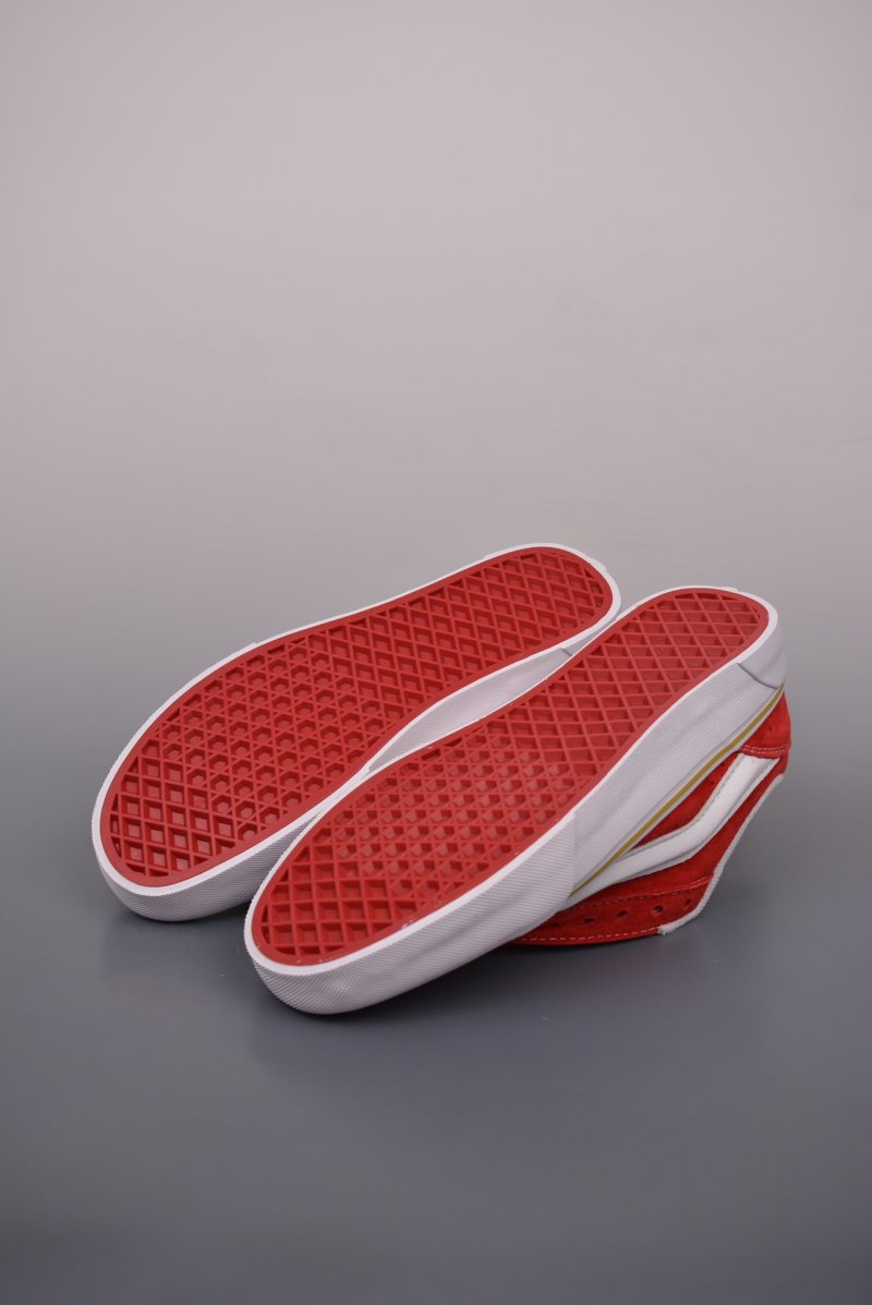 Vans Knu-Skool VR3 LX 'China Red' view