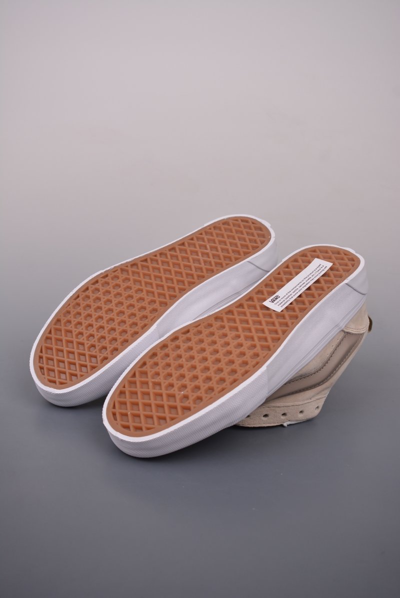 Vans Knu-Skool VR3 LX 'Cream / Brown' view