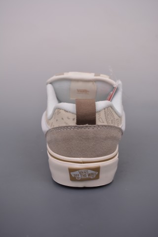 Vans Knu-Skool VR3 LX 'Workwear Grey' view 13