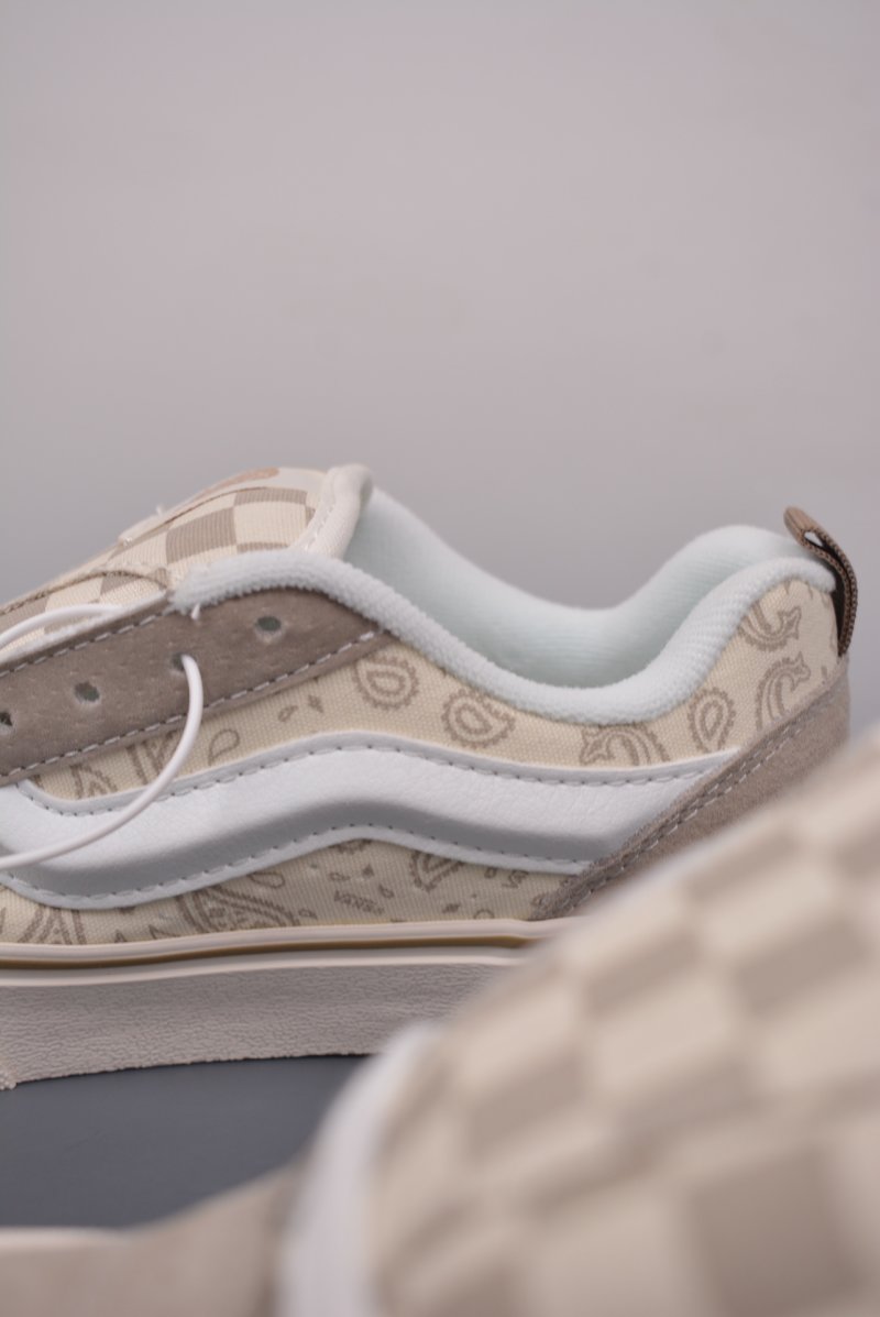 Vans Knu-Skool VR3 LX 'Workwear Grey' view