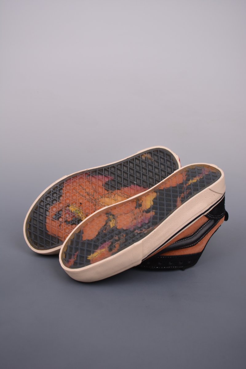 Vans Knu Skool x Disney 'Scar' view