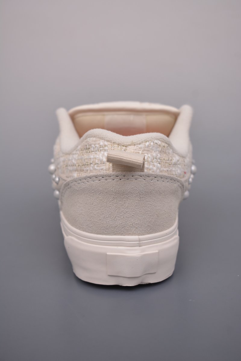 Vans Knu Skool x Zhang Quan 'Chanel Gold' view