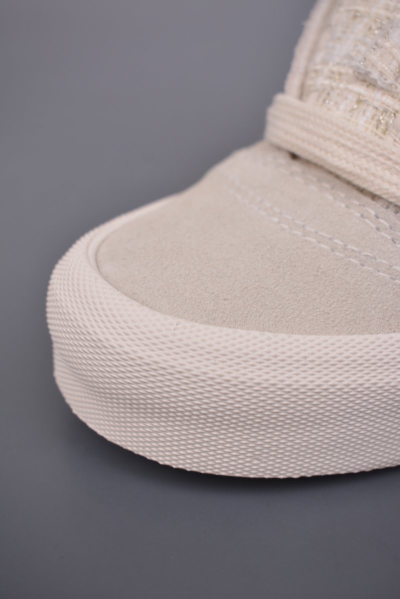 Vans Knu Skool x Zhang Quan 'Chanel Gold' view