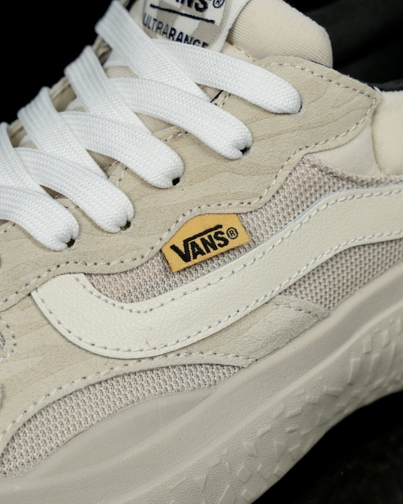 Vans MTE UltraRange NEO VR3 Surf view