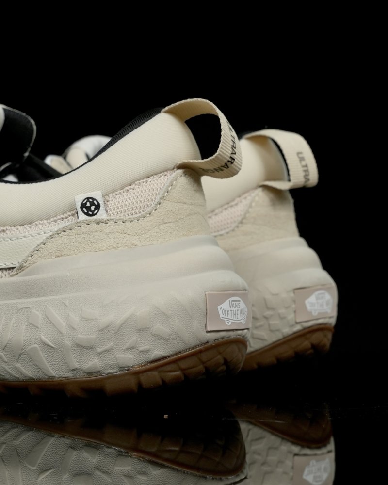 Vans MTE UltraRange NEO VR3 Surf view
