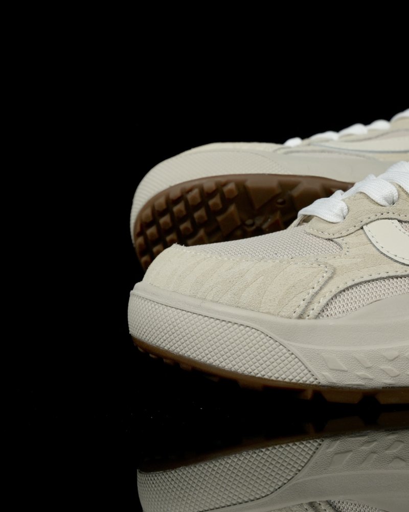 Vans MTE UltraRange NEO VR3 Surf view