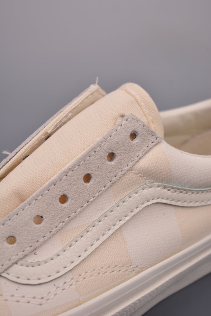 Vans Old Skool 'Grey / White' view