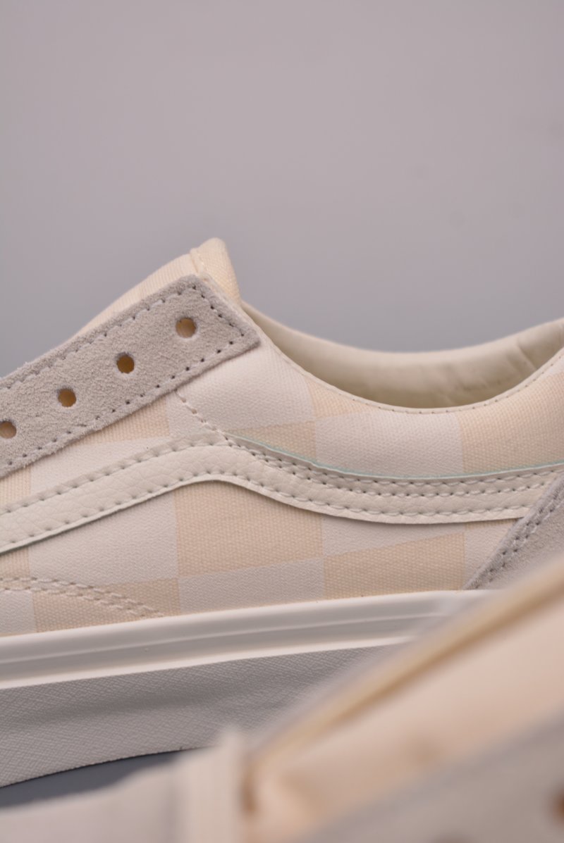 Vans Old Skool 'Grey / White' view